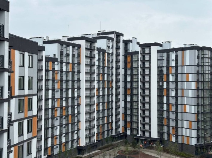 Продам двокімнатну квартиру у Вишневому - фото 1