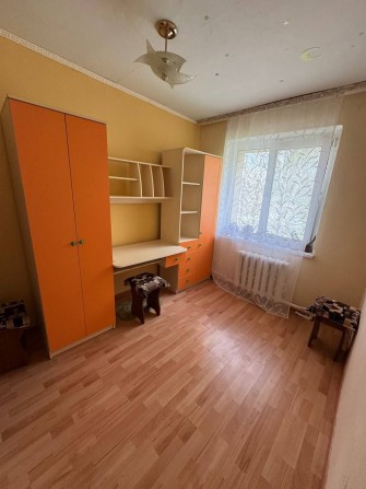 Продам 3 кімнатну квартиру біля парку. Державні програми і постанови. - фото 1