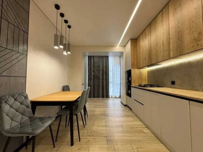 Продаж 1.5к квартири з РЕМОНТОМ в ЖК Княгинин - фото 1