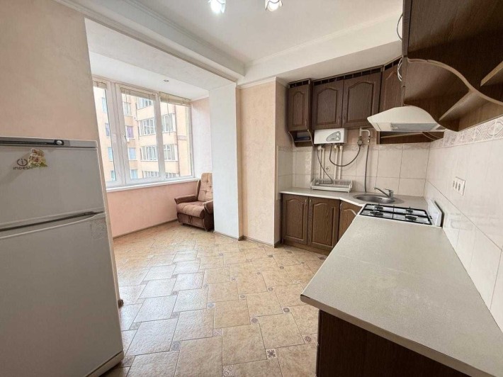 Продам СВІТЛУ 1к квартиру з ремонтом в новому ЖК. ГАЗ. Ірпінь. - фото 1