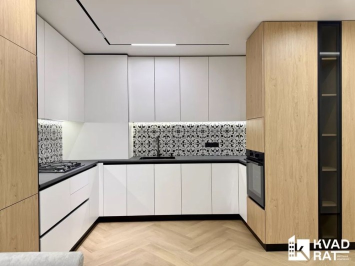 Стильна 2кім квартира +кухня студія ЖК Family Plaza - фото 1