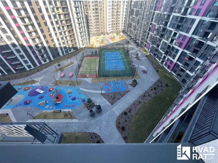 Терміновий продаж зданої 1-кім в ЖК Family Plaza ! 930$ м2 - фото 1