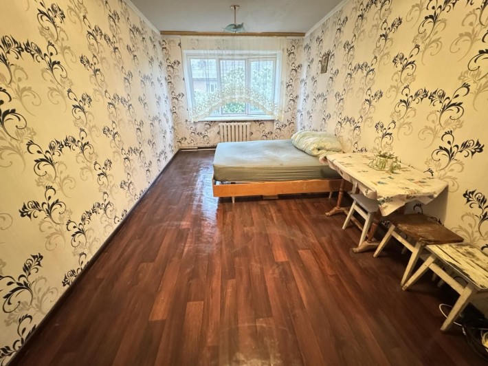 Продам простору  кімнатну в Гуртожитку  по вулиці Шолом Алейхема - фото 1