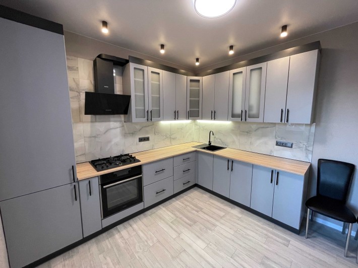 Продаж 2к квартири з якісним ремонтом. Сертифікат. Мінім .оформлення. - фото 1