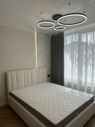 Продаж 1 кім квартири з ремонтом в центрі міста - фото 1