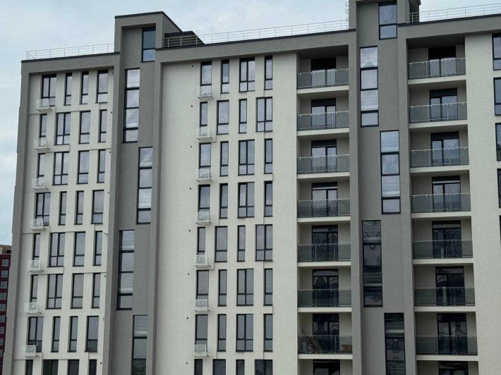 Готова 1 кім від надійного БК на зручному 3 поверсі, 5 хв до центру! - фото 1