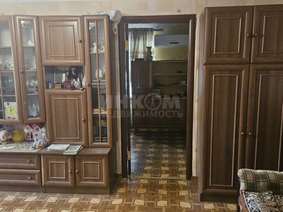 Продам 2к ГБК 6 Луганськ