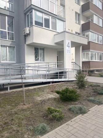 2к квартира в розвиненому районі м.Буча - фото 1