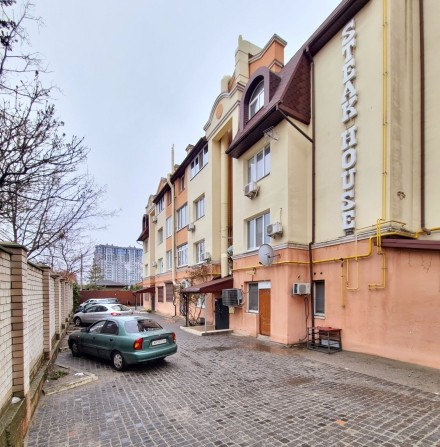 Продам 1к квартиру м.Буча Вул.Б.Хмельницького 15-17 - фото 1