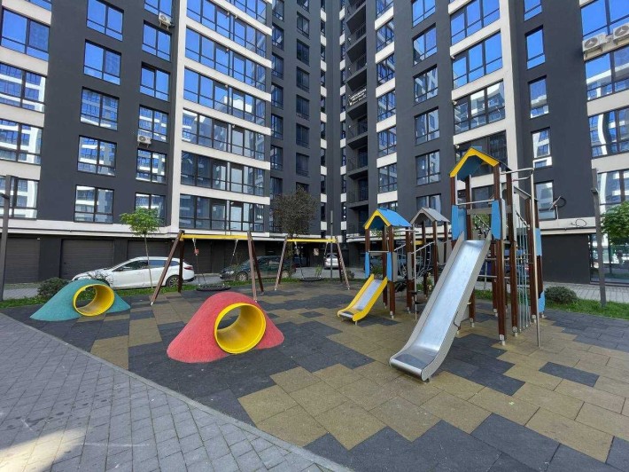 2 кім квартира з кухнею студією, в зданій новобудові (ЖК Comfort Park) - фото 1