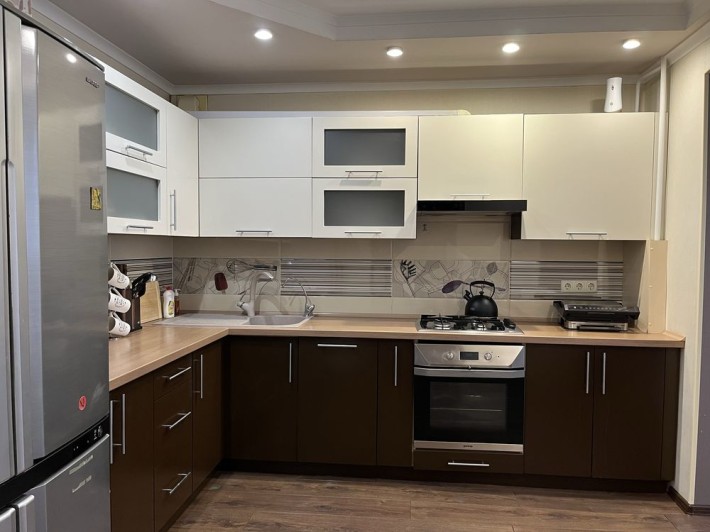 Продам 3-кімнатну квартиру на Піщаному масиві! - фото 1