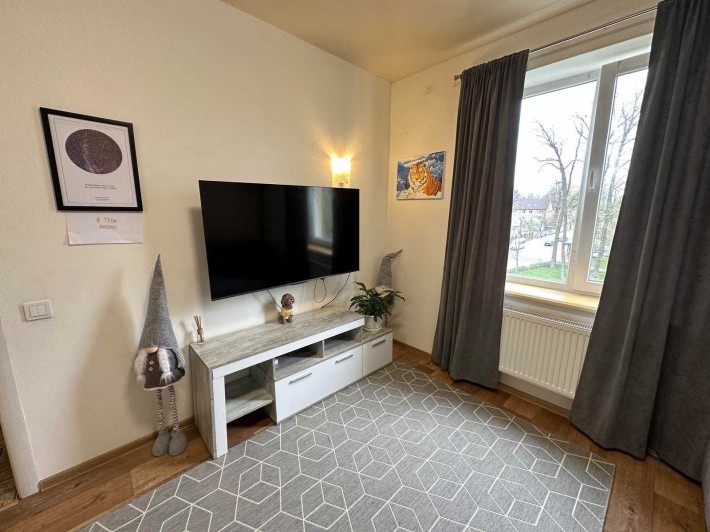 Продам Квартиру з Ремонтом з Видом на Парк Мами - фото 1