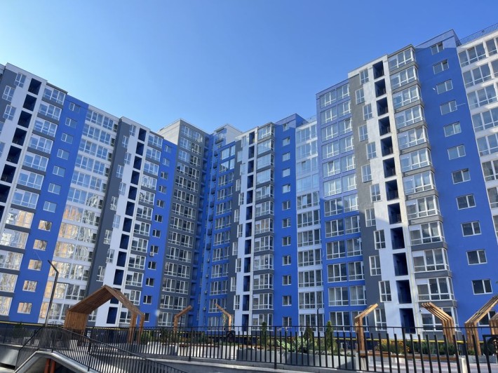 Продам Готову до ремонту 2кім квартиру Центр ЖК Княгинин - фото 1