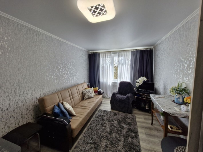 Продаж 1-но кімнатної малосімейки. Ремонт. 173 квартал. - фото 1