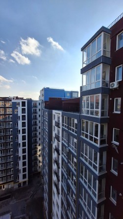 Дворівнева квартира з терасою. Під розтермінування - фото 1