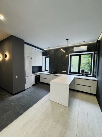 Продам простору 1кім квартиру на Вокзальній - фото 1
