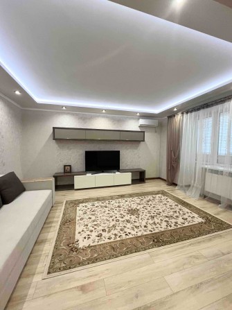 Продам 1к квартиру з індивід. опаленням, новим ремонтом в Центрі міста - фото 1