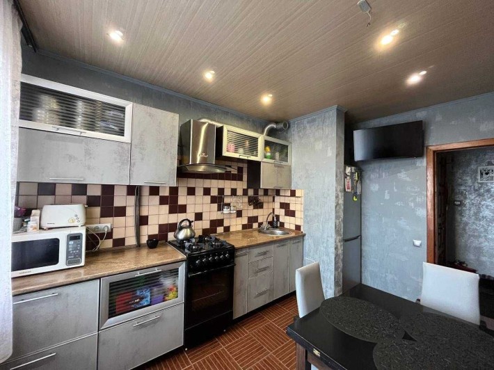 Обмін/ Продаж 3-кім квартири КАРАЧУНИ - фото 1