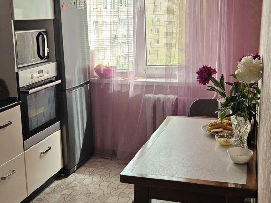 2х кімн по вул.В.Великого, червона лінія Кривой Рог