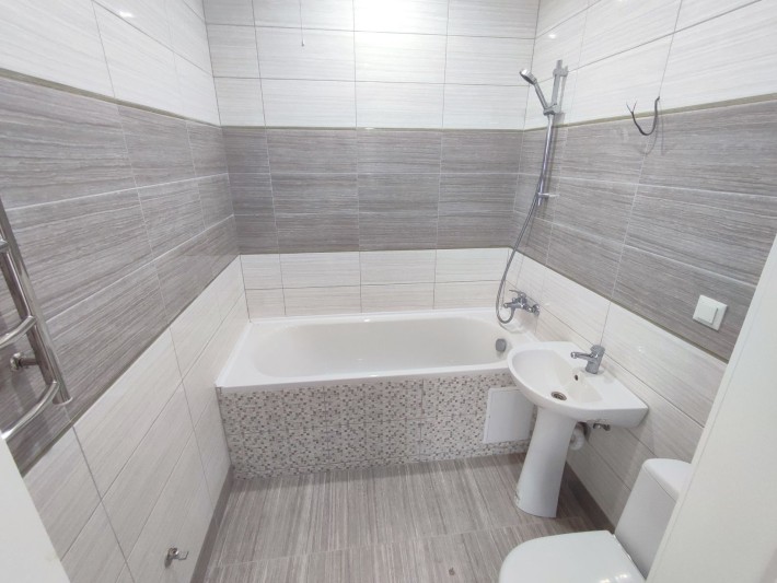 Продам 1к квартиру з частковим ремонтом.  Опалення ГАЗ. БЕЗ КОМІСІЇ!!! - фото 1