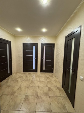 Продам 2 кім.кв.в новобудові.Документи більше 3 років! - фото 1