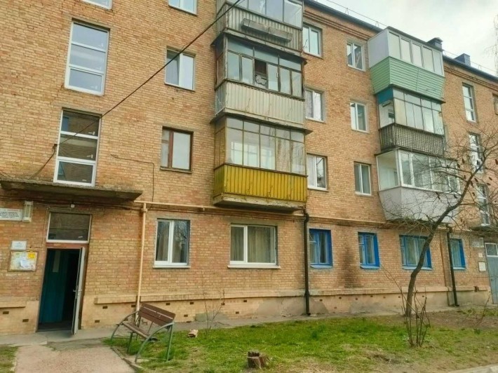 3-кімнатна квартира в центрі Бучі вул. Енергетиків - фото 1