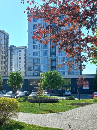 Квартира з ремонтом в комплексі закритого типу - фото 1