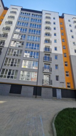 Двокімнатна квартира ,здана з комунікаціями! - фото 1