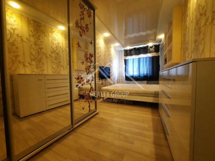 Продаж просторої 3к квартири з ремонтом та меблями - фото 1