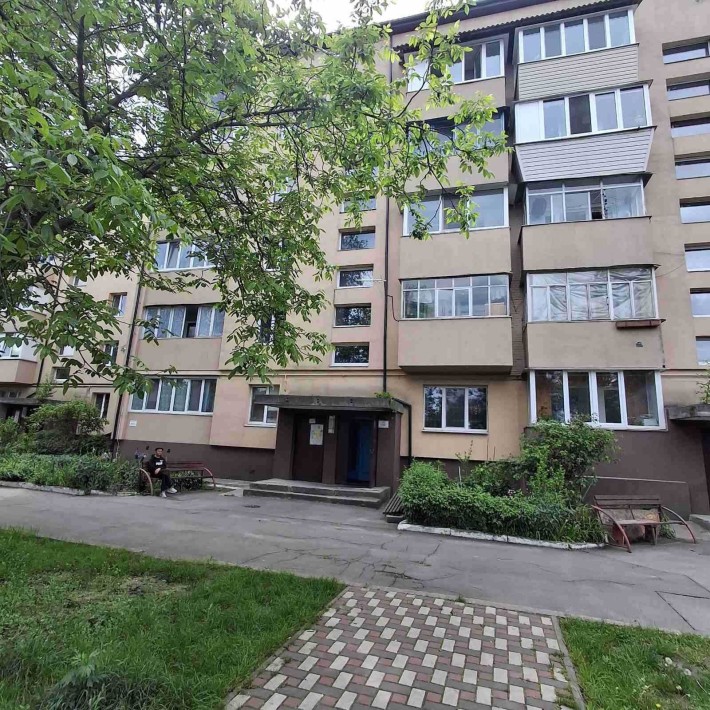 Продаж квартири 3 кімнати - фото 1