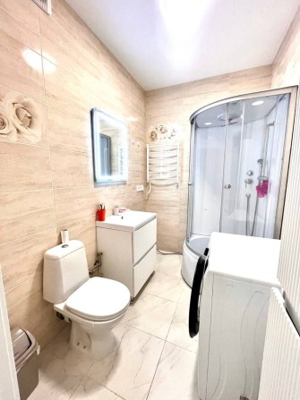 Продам квартиру з ремонтом - фото 1
