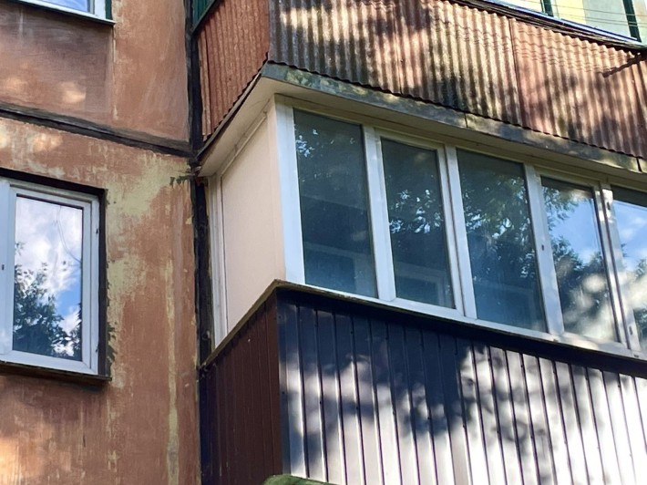 Продам квартиру з 80% ремонтом - фото 1