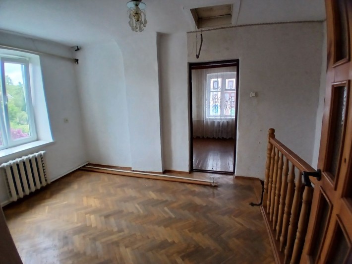 Продам 3 -х кімнатну квартиру у двоповерховому будинку,житловий стан - фото 1