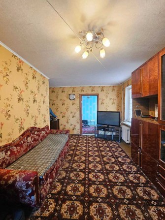 Продаётся трёхкомнатная квартира по улице Космонавтов - фото 1