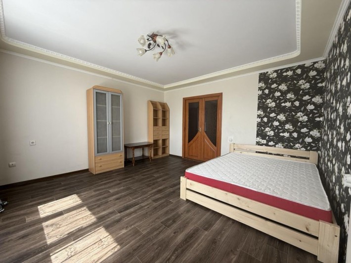 Продам 2-кімнатну квартиру - фото 1