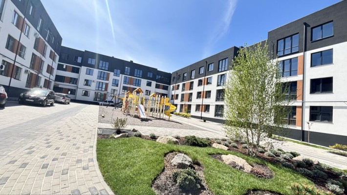 Продам 2х кімнатну з ремонтом р-н Щасливий - фото 1