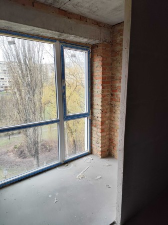 Продам простору 2К квартиру в новобудові - фото 1