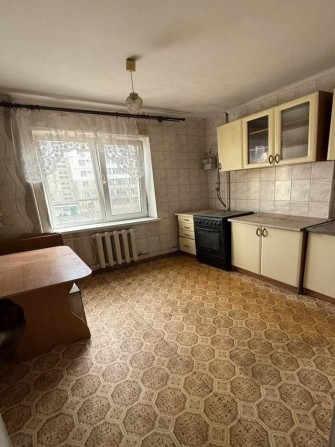 3к квартиру на 3му поверсі, кімнати роздільні, по Гончара, площа 74 м2 - фото 1