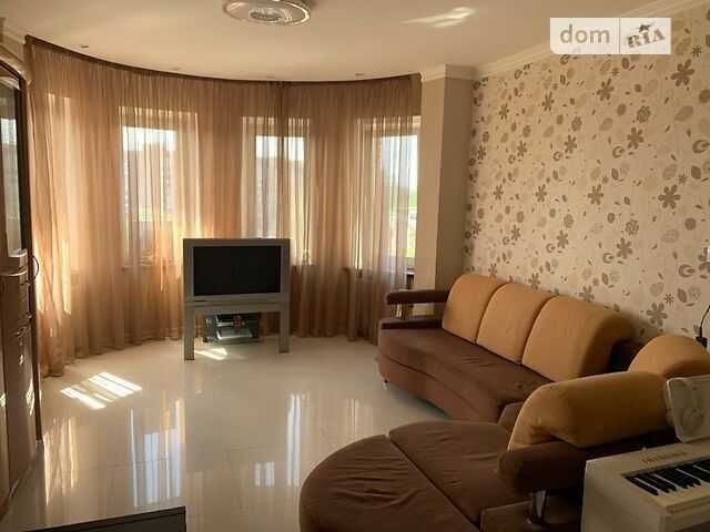 Продам 3х кімнатну квартиру на Подолі - фото 1