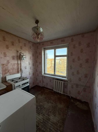 Дешева 2к квартира на Половках під ремонт 5/5 поверх! - фото 1