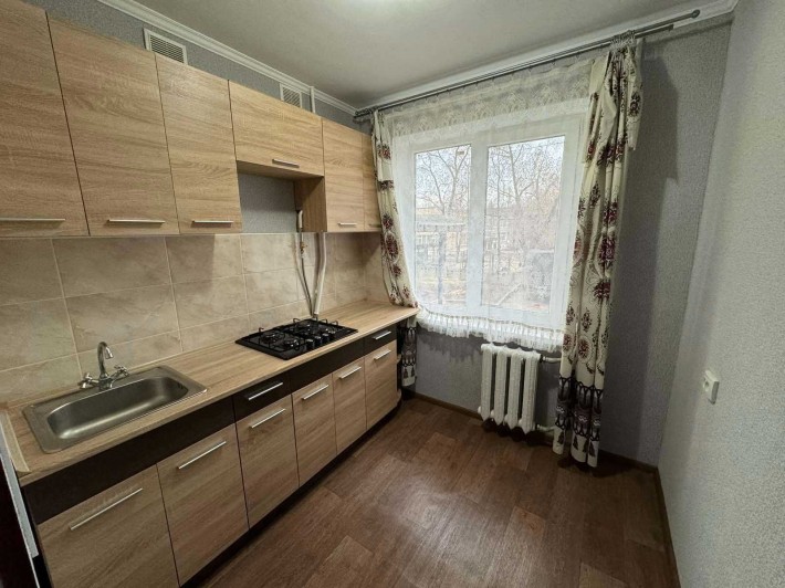 3к квартира на Космонавтов с ремонтом. Возможно по сертификату. - фото 1