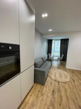 Продам укомплектовану квартиру в найпрестижнішому районі міста. - фото 1