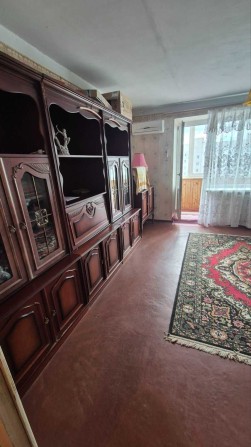 Продаж трикімнатної квартири покращеного планування. - фото 1