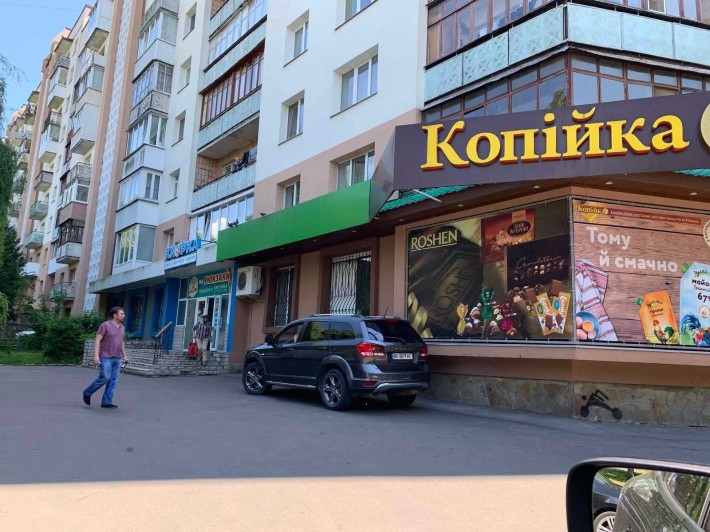 3-ох кім кв центр під маг ,офіс,перукарню,кавярню(ідеальний варіант) - фото 1