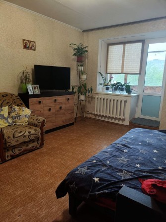 Продам 1 к квартиру з великою площею 9 мкр - фото 1