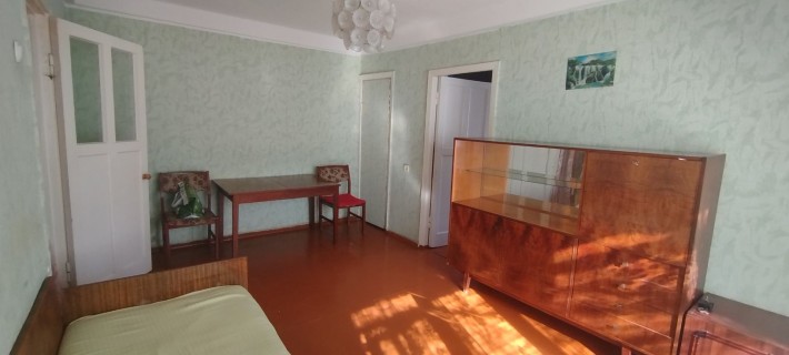 Сдам 2х комн кв 2/5 М.Грушевсгого - фото 1