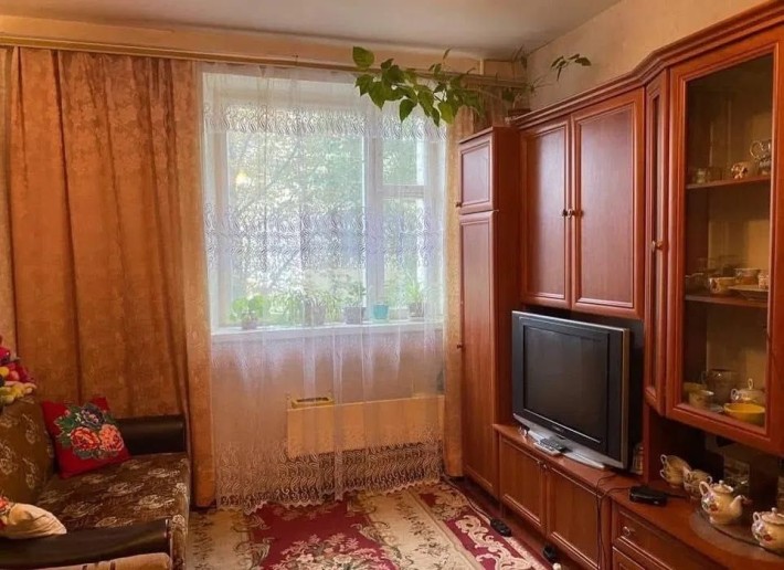 Довгострокова оренда квартири ІЗЮМ - фото 1