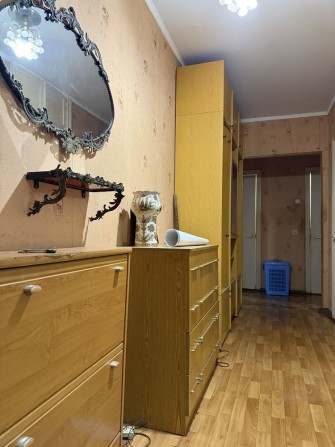 Долгосрочная аренда трёхкомнатной квартиры в Черноморске. Первый этаж. - фото 1