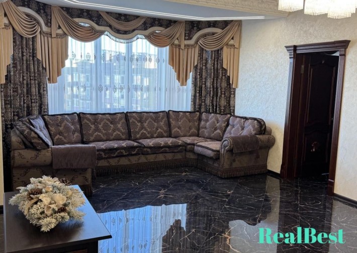 Продаж / Квартира / Олеся Гончара, Луцьк - фото 1