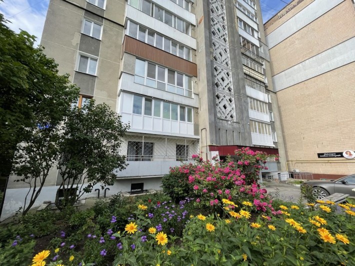 Продаж квартири з індивідуальним опаленням - фото 1